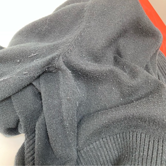 Liz Lange for Target Maternity Black V-Neck Cardigan - Picture 5 of 7